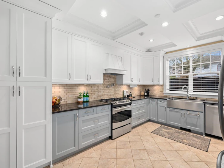 3228 E 45th Avenue, Vancouver, BC, V5R 3E3 - 13