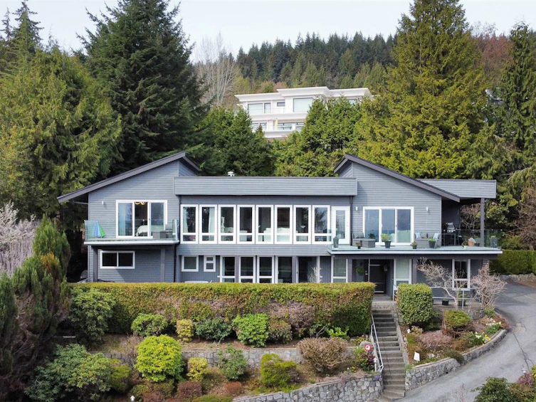 1135 Groveland Court, West Vancouver, BC, V7S 1Z7 - 2
