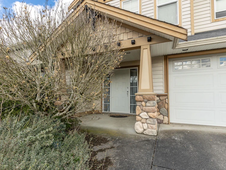 34473 Stoneleigh Avenue, Abbotsford, BC, V2S 8N4 - 2