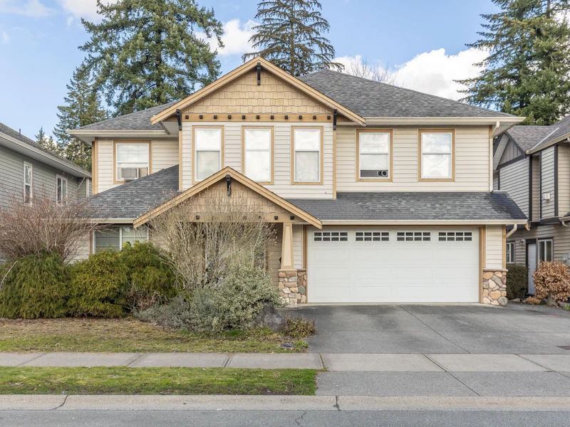 34473 Stoneleigh Avenue, Abbotsford BC V2S 8N4
