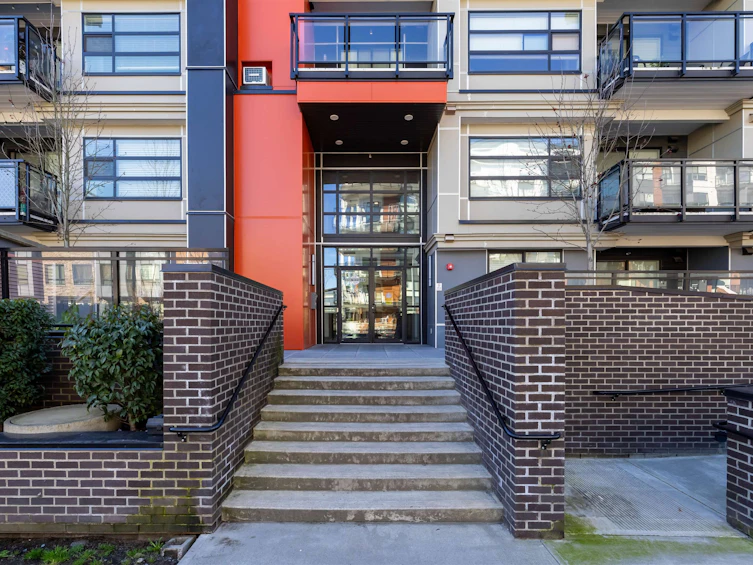 401-5485 Brydon Crescent, Langley, BC, V3A 0N5 - 2