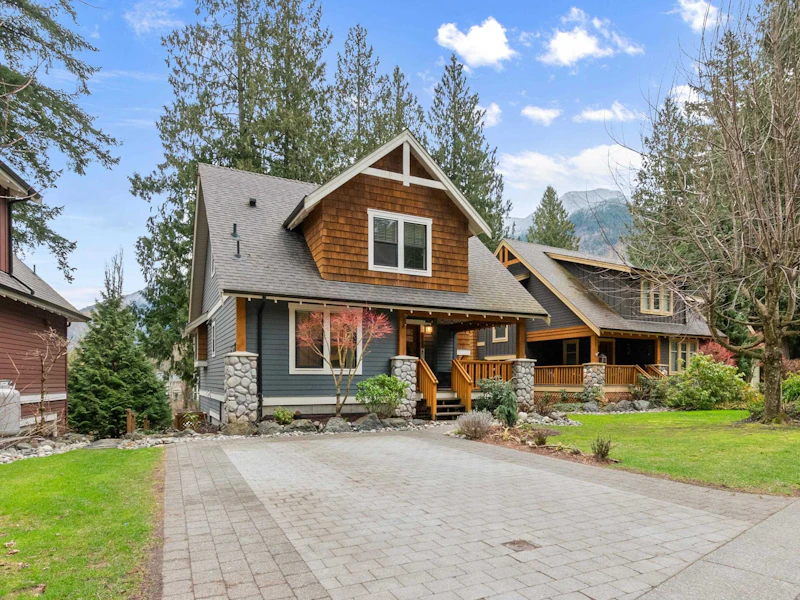 1744 Painted Willow Hollow, Cultus Lake BC