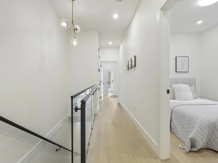 3186 Grant Street, Vancouver, BC, V5K 3H9 - 5