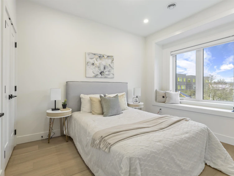 3186 Grant Street, Vancouver, BC, V5K 3H9 - 10