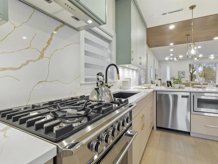 3186 Grant Street, Vancouver, BC, V5K 3H9 - 11