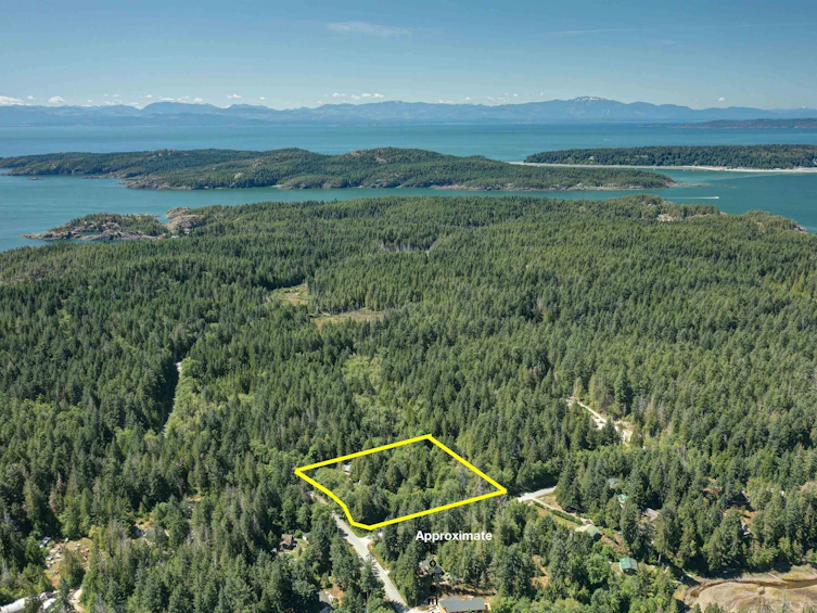 5487 Brooks Road, Halfmoon Bay, BC, V7Z 1G1 - 4