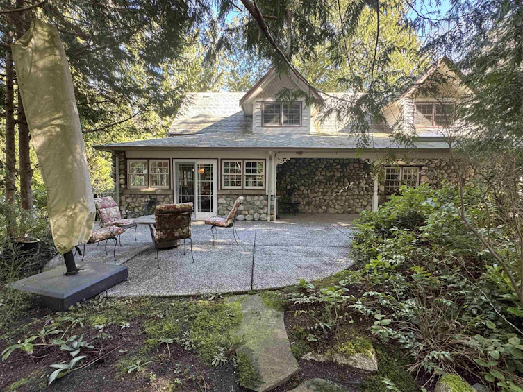 5487 Brooks Road, Halfmoon Bay, BC, V7Z 1G1 - 9