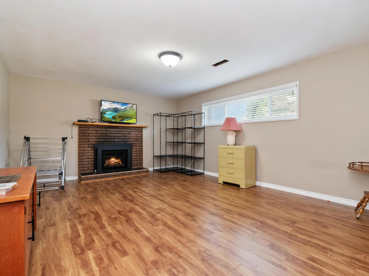 550 Coquihalla Street, Hope, BC, V0X 1L0 - 15
