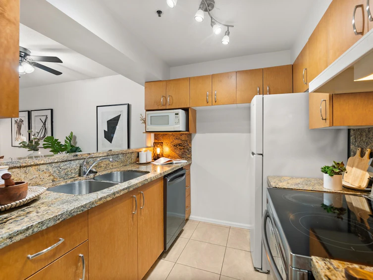 104-3168 Laurel Street, Vancouver, BC, V5Z 3T8 - 7