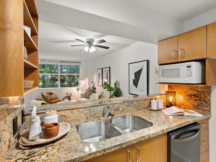 104-3168 Laurel Street, Vancouver, BC, V5Z 3T8 - 8