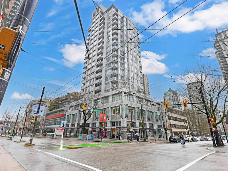 904 - 480 Robson Street, Vancouver BC