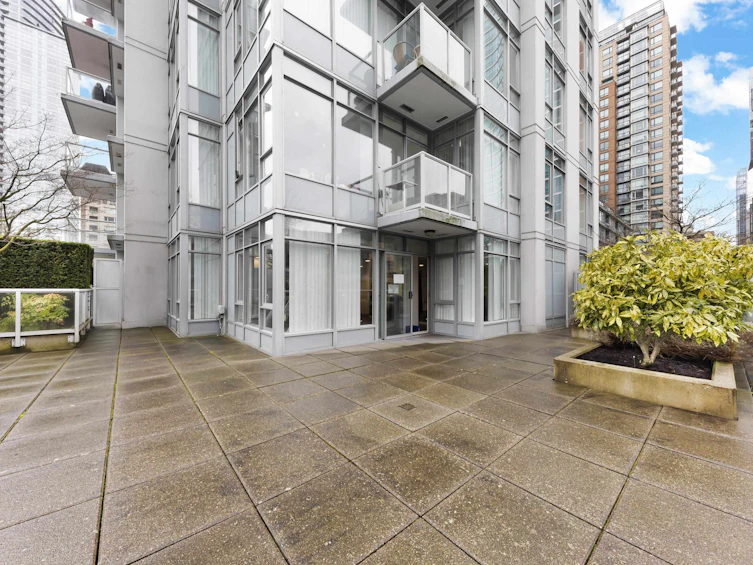 904-480 Robson Street, Vancouver, BC, V6B 1S1 - 16
