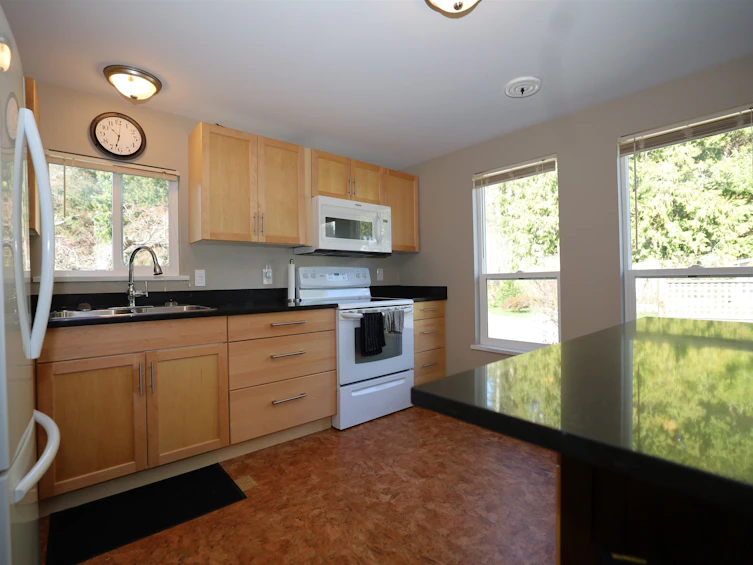 29-4496 Sunshine Coast Highway, Sechelt, BC, V0N 3A1 - 6