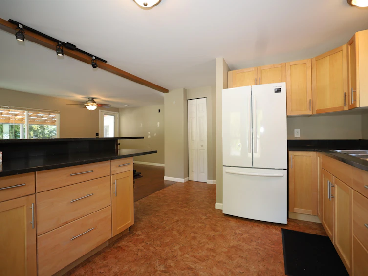 29-4496 Sunshine Coast Highway, Sechelt, BC, V0N 3A1 - 5