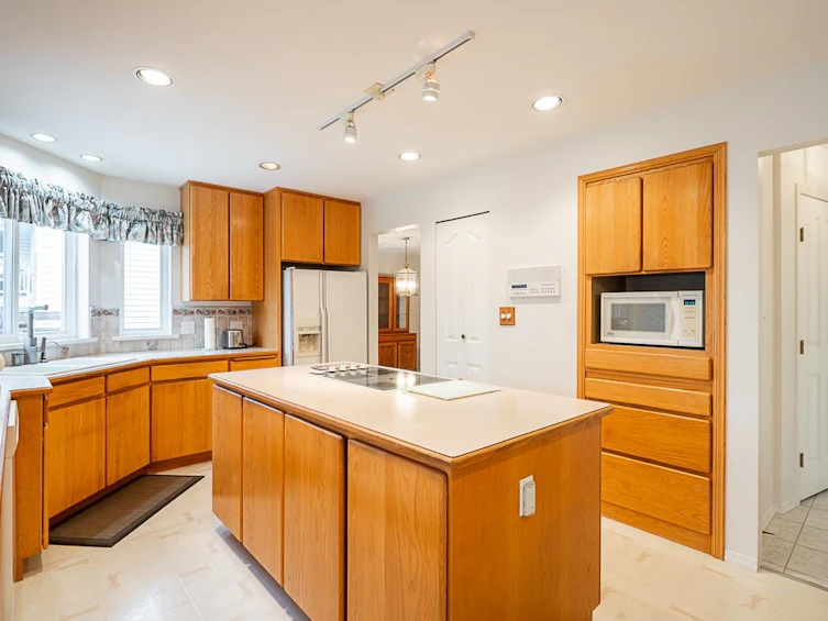 14476 18a Avenue, Surrey, BC, V4A 8S6 - 12