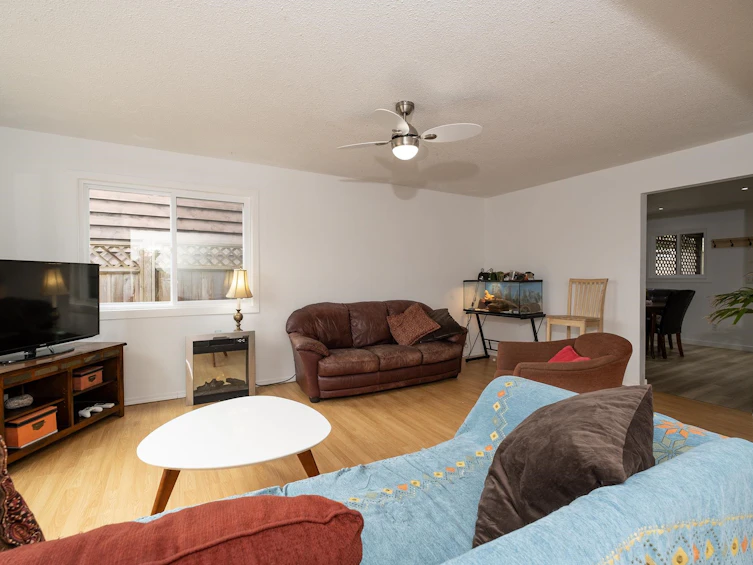 1-747 Hillcrest Road, Gibsons, BC, V0N 1V9 - 6