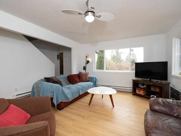 1-747 Hillcrest Road, Gibsons, BC, V0N 1V9 - 8