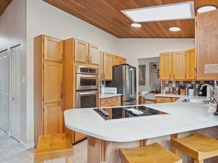 4131 Fircrest Place, North Vancouver, BC, V7K 3A2 - 14