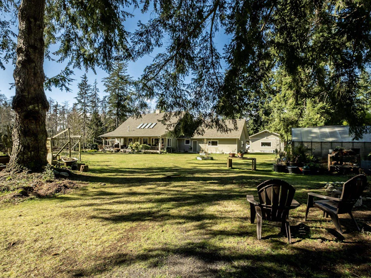 462 Veterans Road, Gibsons, BC, V0N 1V4 - 4