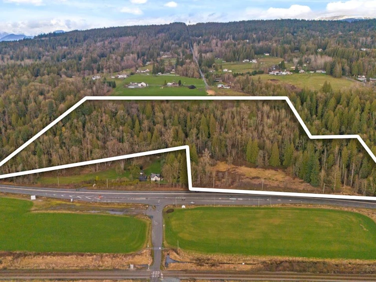 25655 Lougheed Highway, Maple Ridge, BC, V2W 1M3