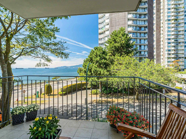 303-1575 Beach Avenue, Vancouver, BC, V6G 1Y5 - 6