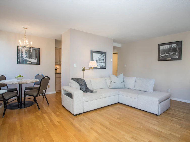 303-1575 Beach Avenue, Vancouver, BC, V6G 1Y5 - 7