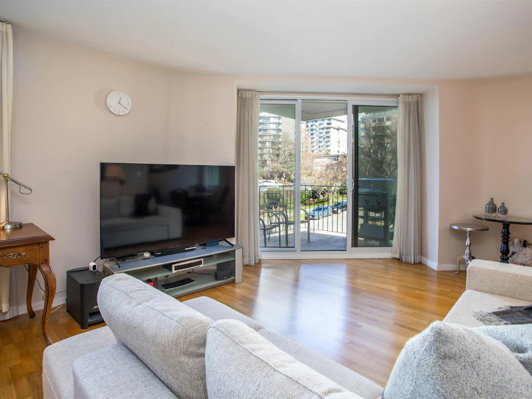 303-1575 Beach Avenue, Vancouver, BC, V6G 1Y5 - 8