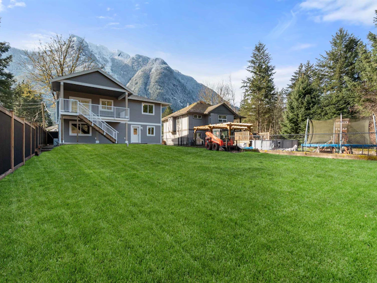 65677 Kawkawa Lake Road, Hope, BC, V0X 1L1 - 2