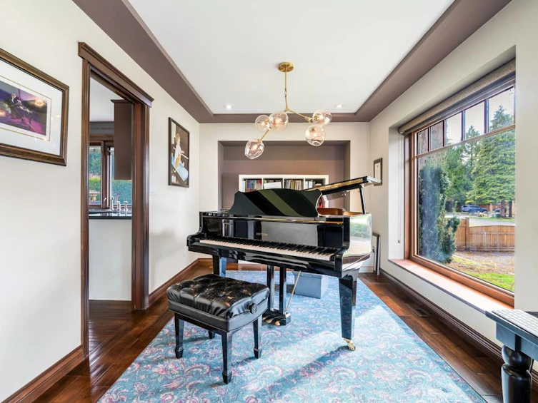 3958 200a Street, Langley, BC, V3A 1N6 - 3