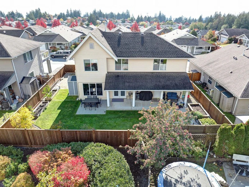 5687 Louise Way, Sechelt BC