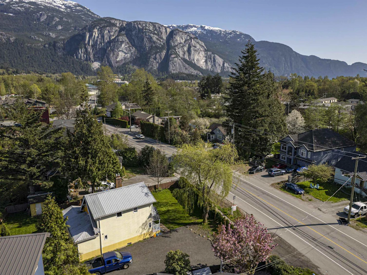38738 Buckley Avenue, Squamish, BC, V8B 0E8 - 10