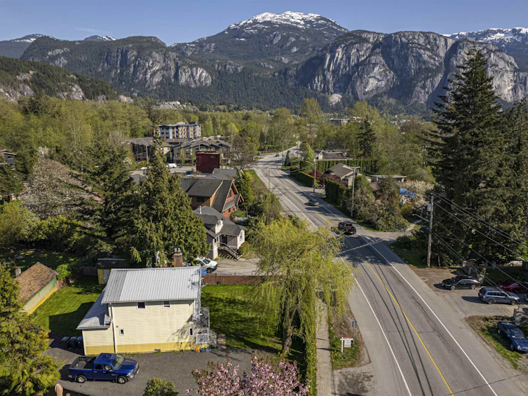 38738 Buckley Avenue, Squamish, BC, V8B 0E8 - 14