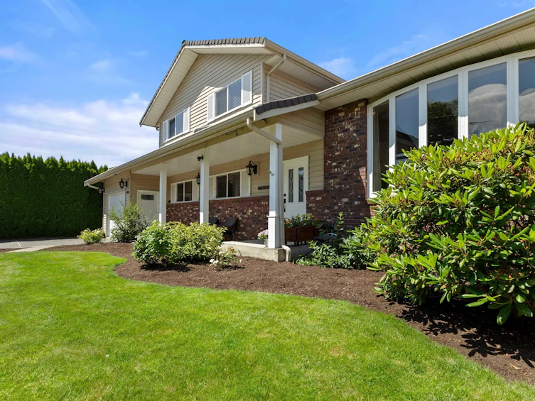 6908 Casabello Drive, Chilliwack, BC, V2R 3T8 - 3