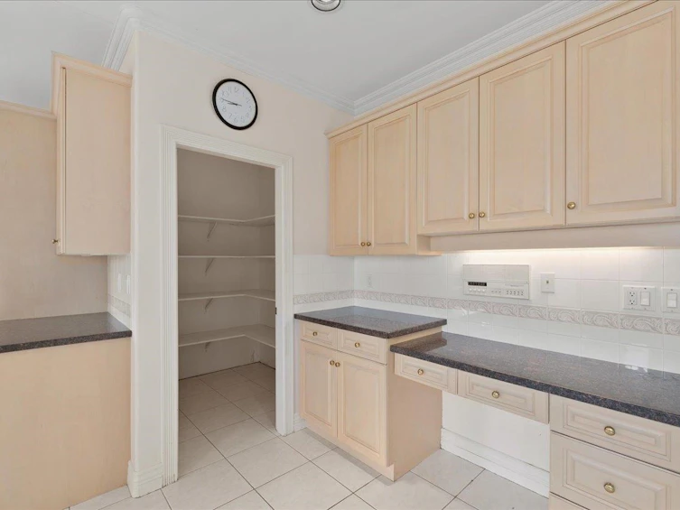 5631 Colville Road, Richmond, BC, V7C 3E9 - 18