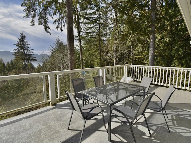 7553 Todd Road, Sechelt, BC, V7Z 0C6 - 28