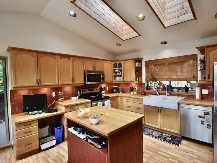 7553 Todd Road, Sechelt, BC, V7Z 0C6 - 5