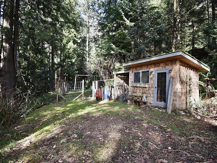 7553 Todd Road, Sechelt, BC, V7Z 0C6 - 38