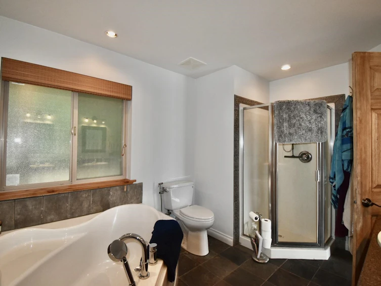 7553 Todd Road, Sechelt, BC, V7Z 0C6 - 14