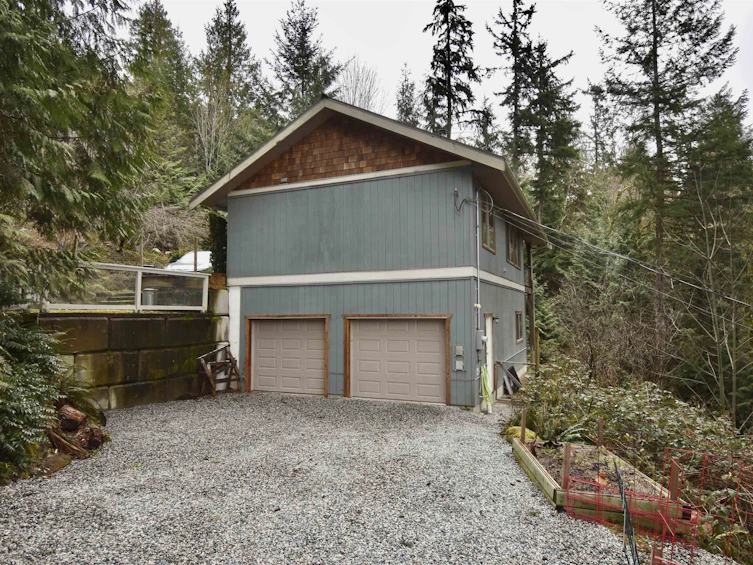 7553 Todd Road, Sechelt, BC, V7Z 0C6 - 35