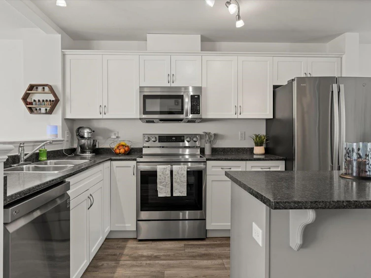 2-5556 Peach Road, Chilliwack, BC, V2R 5X4 - 5