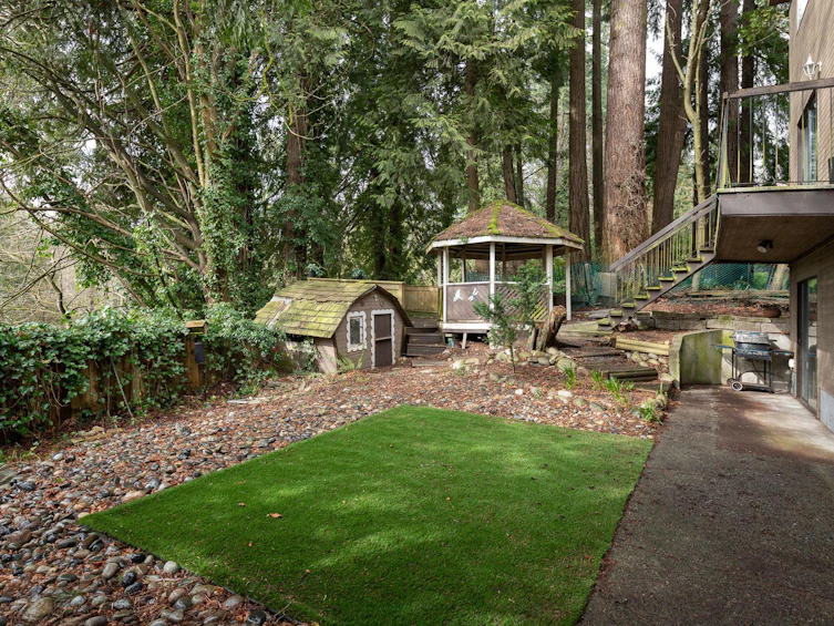 2221 Bowser Avenue, North Vancouver, BC, V7P 2Z1 - 6