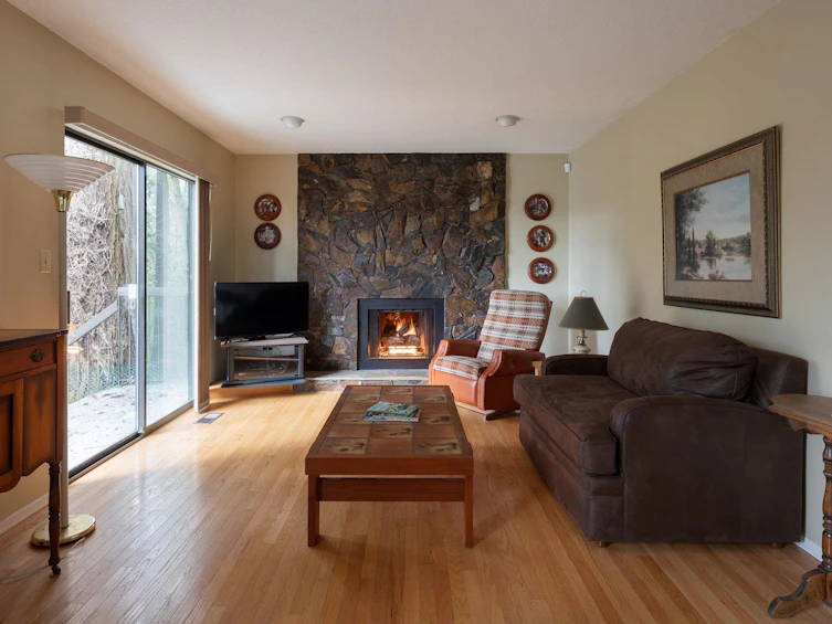 2221 Bowser Avenue, North Vancouver, BC, V7P 2Z1 - 28