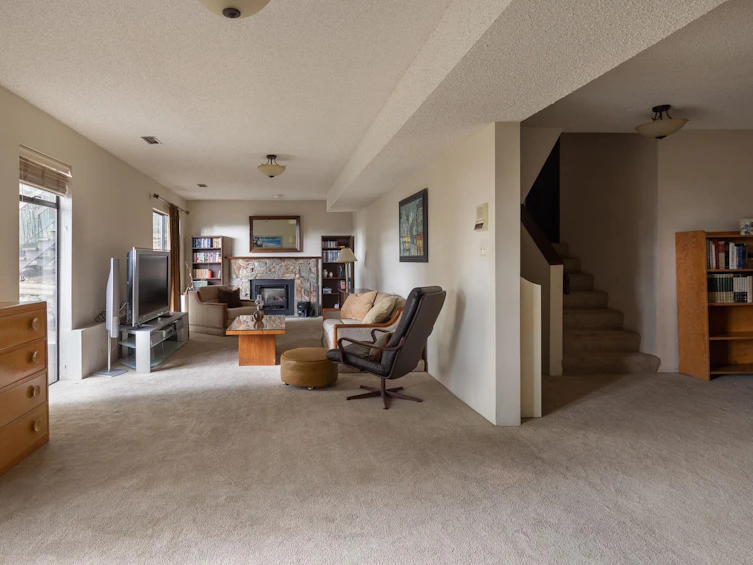 2221 Bowser Avenue, North Vancouver, BC, V7P 2Z1 - 37