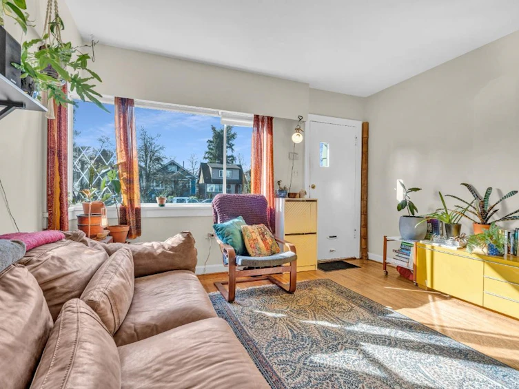 2767 Charles Street, Vancouver, BC, V5K 3A6 - 5