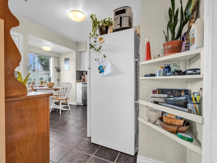 2767 Charles Street, Vancouver, BC, V5K 3A6 - 9