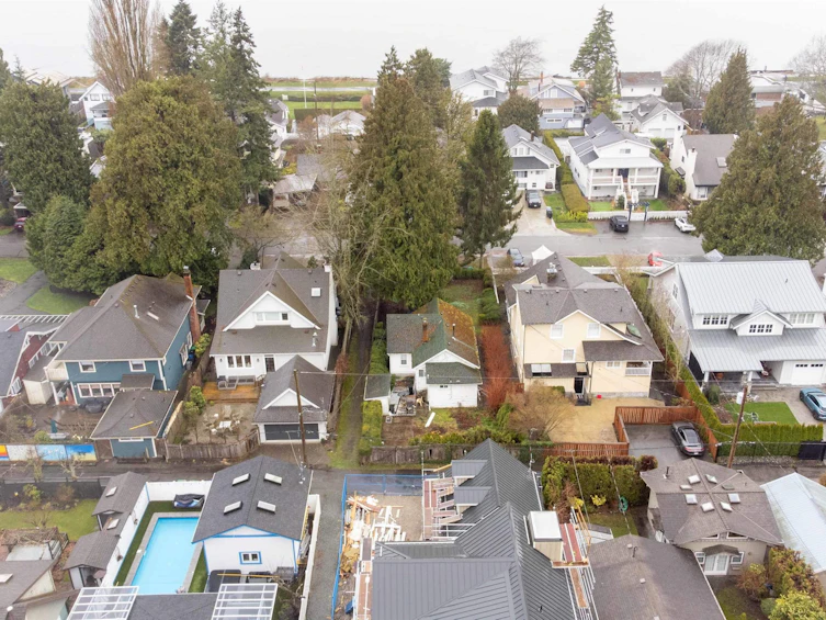 2680 Mcbride Avenue, Surrey, BC, V4A 3G1 - 8