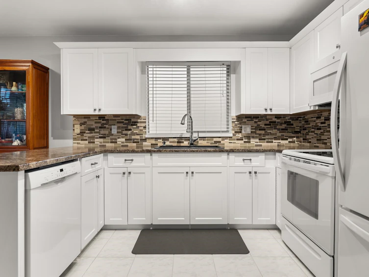 12366 Southpark Crescent, Surrey, BC, V3X 2C1 - 18
