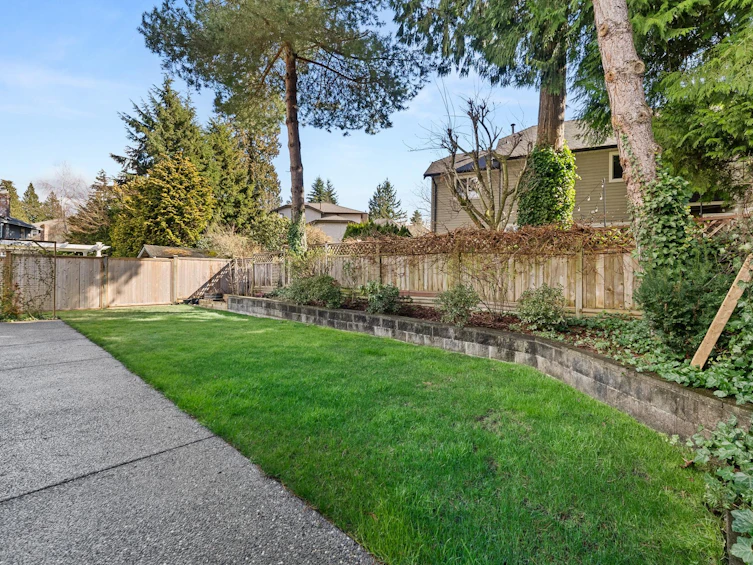 12366 Southpark Crescent, Surrey, BC, V3X 2C1 - 35