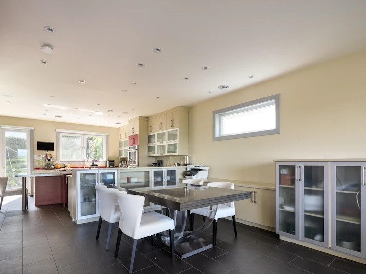 4371 Puget Drive, Vancouver, BC, V6L 2V7 - 3