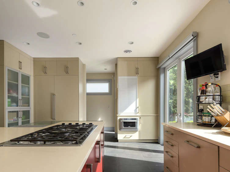 4371 Puget Drive, Vancouver, BC, V6L 2V7 - 5